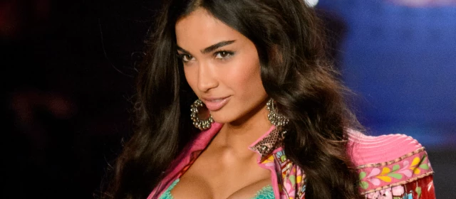 Kelly Gale
